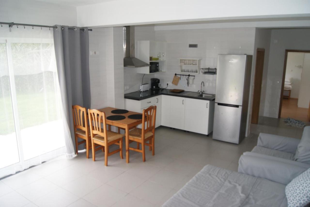 Apartamentos Praia Do Almoxarife Horta  Eksteriør billede