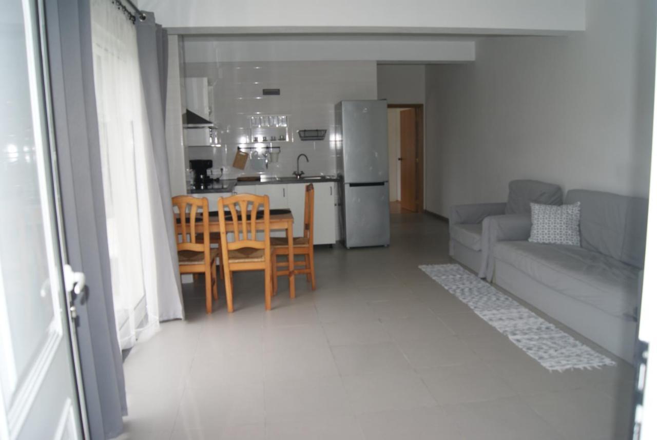 Apartamentos Praia Do Almoxarife Horta  Eksteriør billede