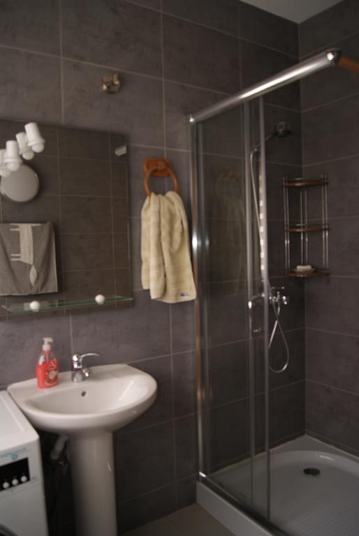 Apartamentos Praia Do Almoxarife Horta  Eksteriør billede